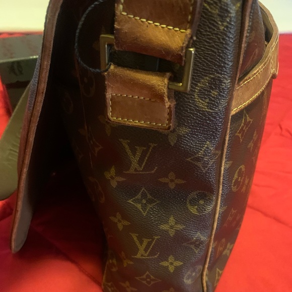 Fully customized blue bubble heart 💙✨ 🫧 Louis Vuitton abbesses messenger bag - Picture 6 of 16